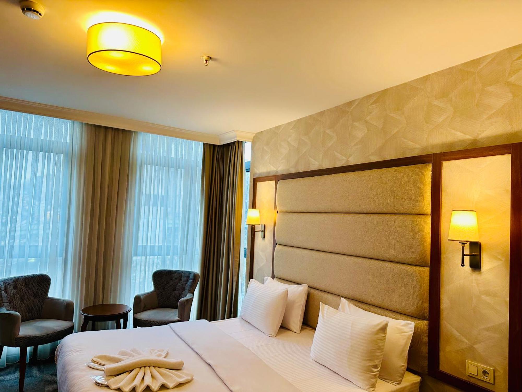 Istanbul Midpoint Hotel Bagian luar foto
