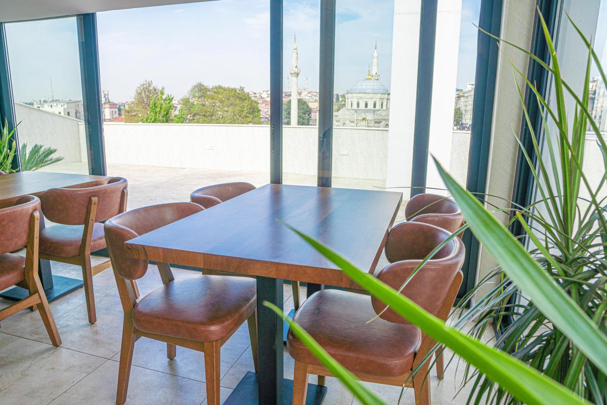 Istanbul Midpoint Hotel Bagian luar foto