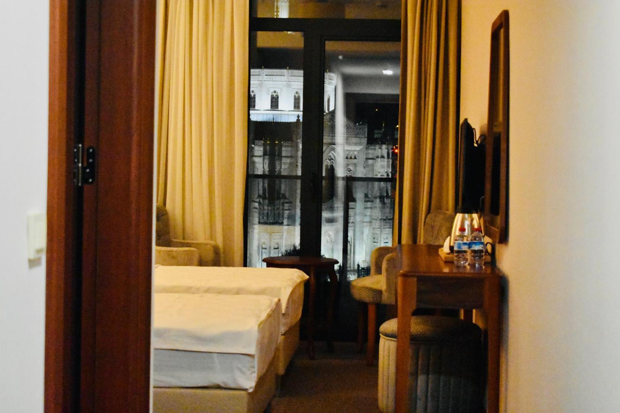 Istanbul Midpoint Hotel Bagian luar foto